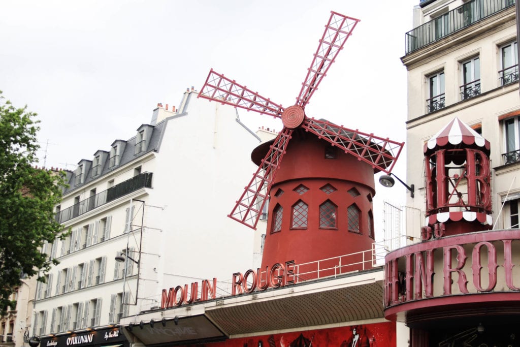 10 Must See Attractions In Paris 10 Must See Attractions In Paris